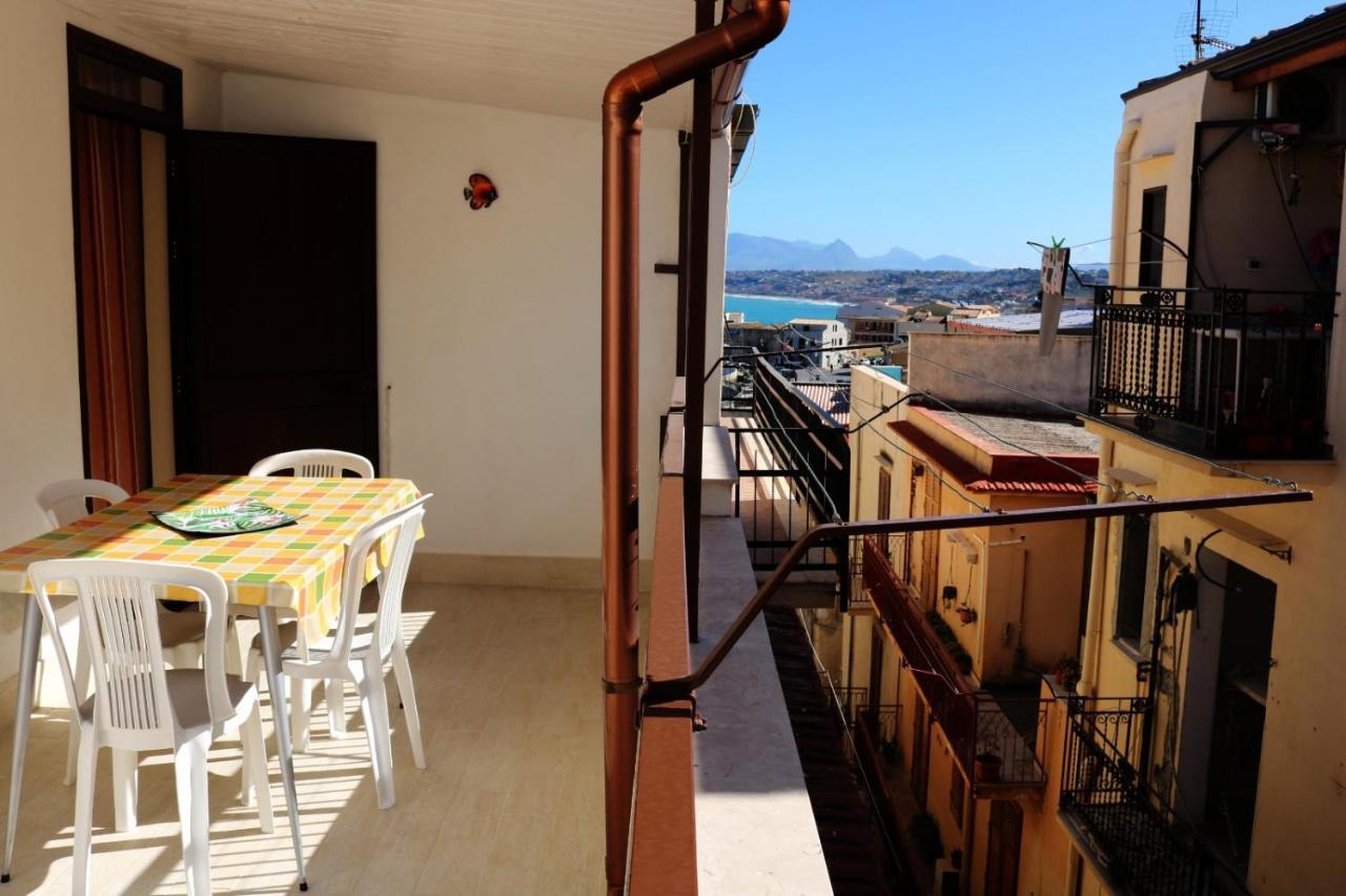 Casa Trio Apartments Castellammare del Golfo Dış mekan fotoğraf
